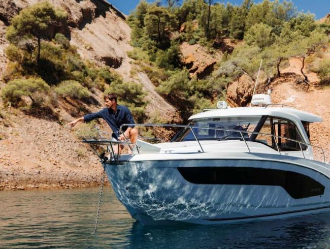 Beneteau Antaris 9 Belgian Boat Service Nieuwpoort