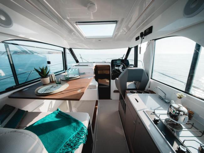 Beneteau Antaris 9 Belgian Boat Service Nieuwpoort