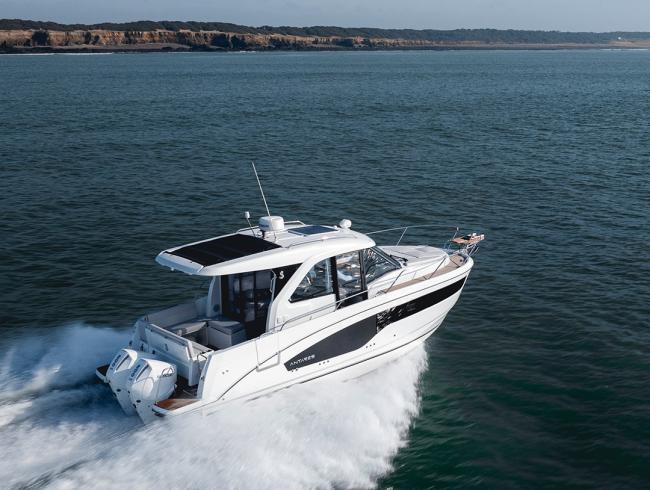 Beneteau Antaris 9 Belgian Boat Service Nieuwpoort