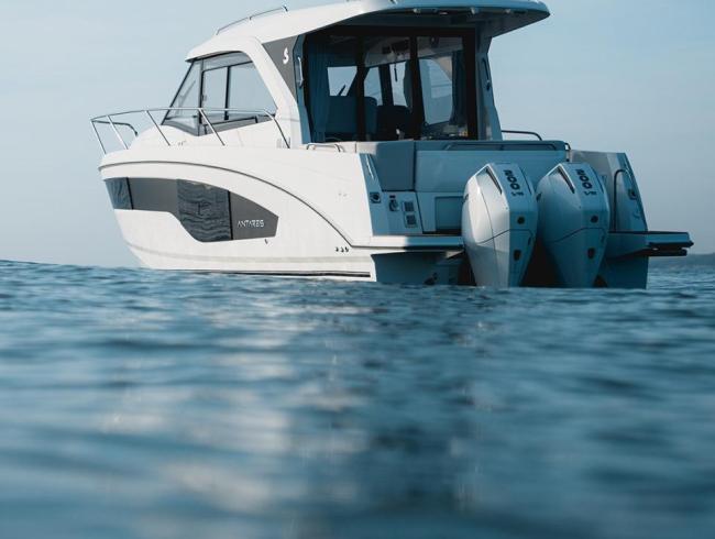 Beneteau Antaris 9 Belgian Boat Service Nieuwpoort