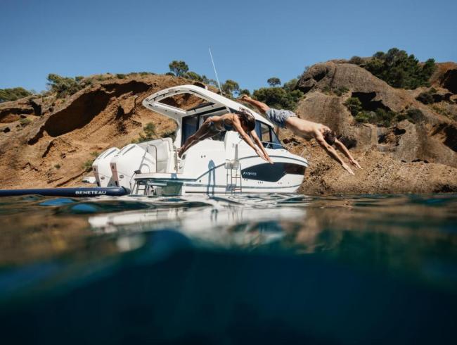 Beneteau Antaris 9 Belgian Boat Service Nieuwpoort