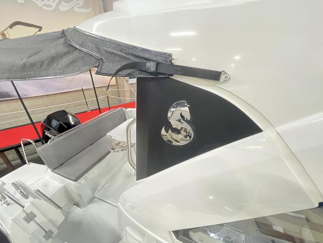 Beneteau Antaris 7 motorboot Belgian Boat Service Nieuwpoort