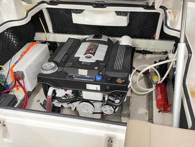 Jokerboats 28 EFB inboard Semirigid Sportboot Belgian Boat Service Nieuwpoort