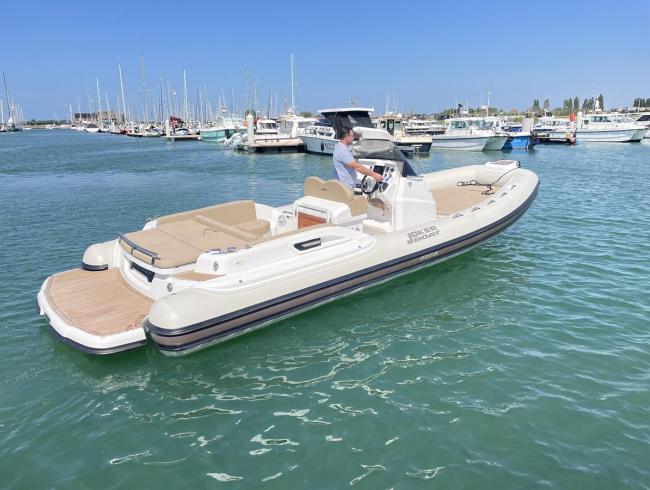 Jokerboats 28 EFB inboard Semirigid Sportboot Belgian Boat Service Nieuwpoort