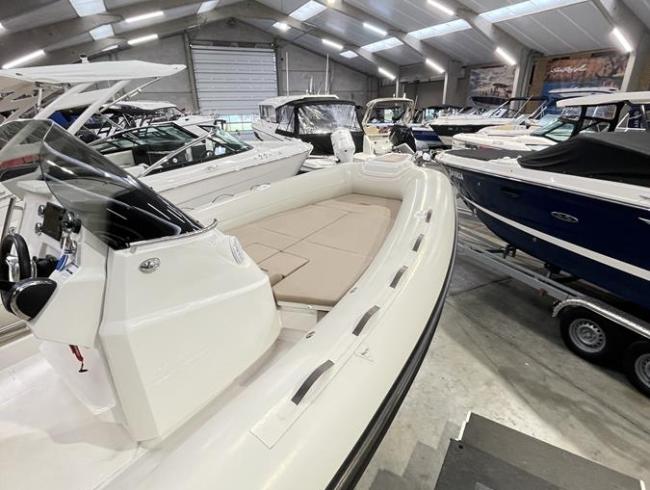 Jokerboats 28 EFB inboard Semirigid Sportboot Belgian Boat Service Nieuwpoort