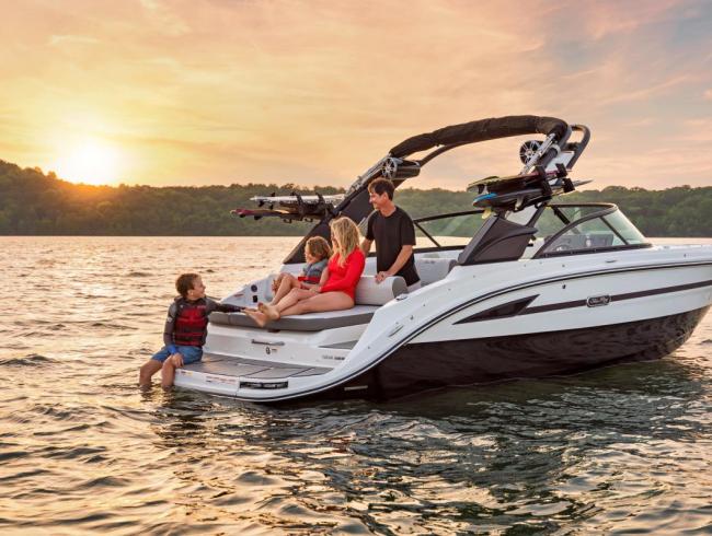 Searay 230 SDS Surf Belgian Boat Service Nieuwpoort