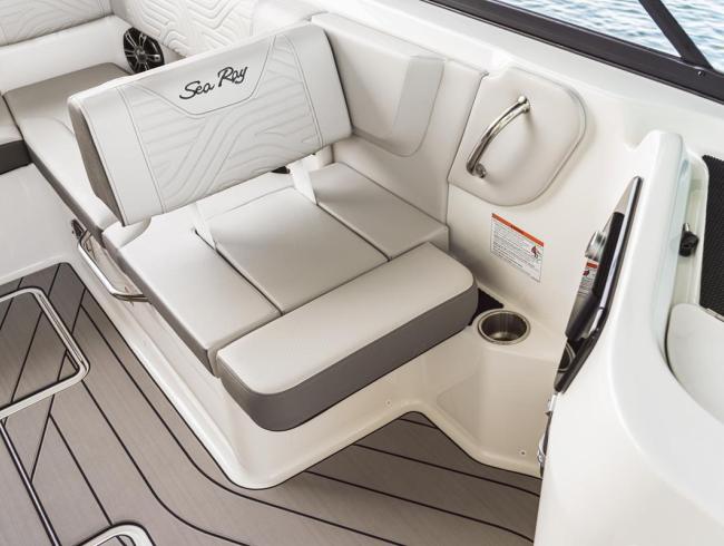 Searay 230 SDS Surf Belgian Boat Service Nieuwpoort