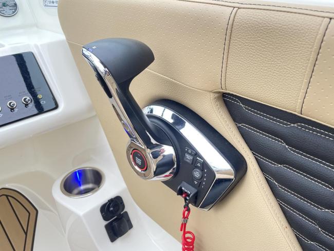 Searay 230 SPX Searay sportboot Belgian Boat Service Nieuwpoort