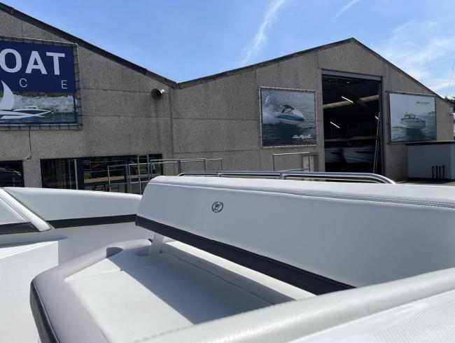 Cobaltboats R6 Belgian Boat Service