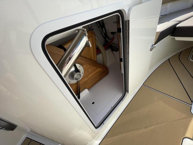 Searayboats 250 Surf Belgian Boat Service