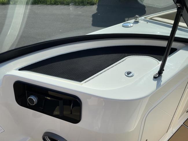 Searayboats 250 Surf Belgian Boat Service
