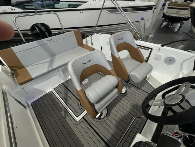 Beneteau Flyer 7