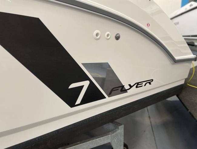 Beneteau Flyer