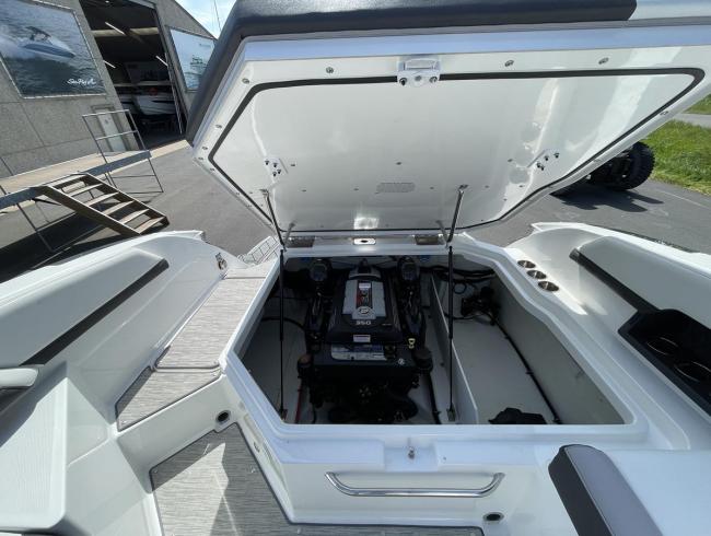 Cobaltboats R6 Belgian Boat Service