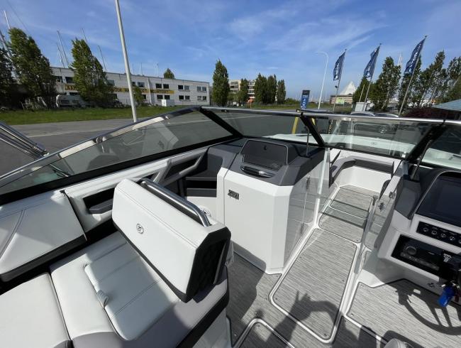 Cobaltboats R6 Belgian Boat Service