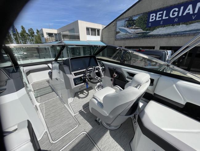 Cobaltboats R6 Belgian Boat Service
