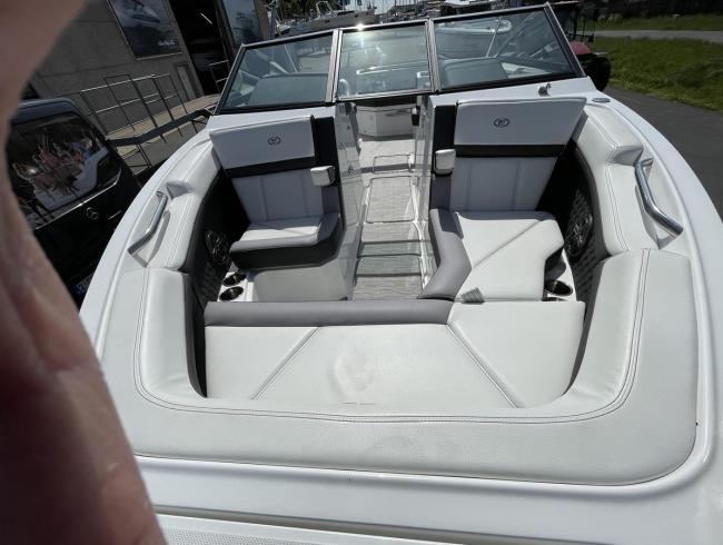 Cobaltboats R6 Belgian Boat Service