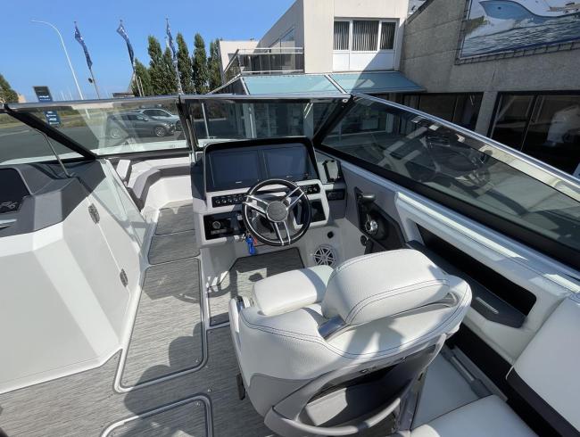Cobaltboats R6 Belgian Boat Service