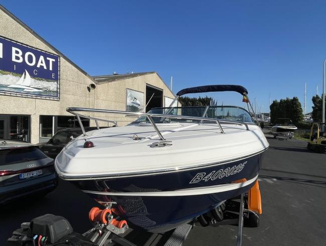 Regal 2250 te koop motorboot Speedboot