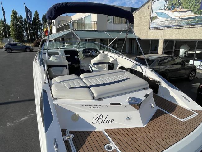 Regal 2250 te koop motorboot Speedboot