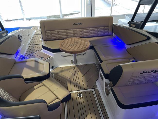 Searay 210