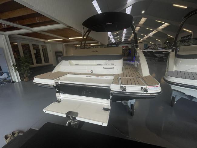 Searay 210