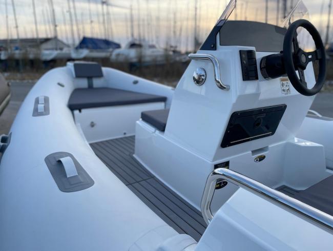 Northstar 4.8 Axis Tender