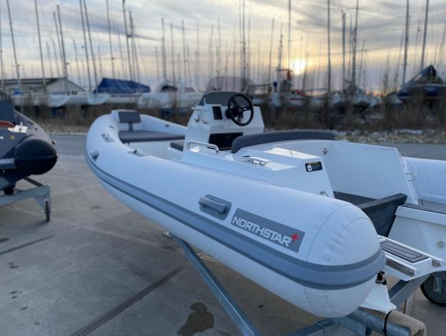 Northstar 4.8 Axis Tender