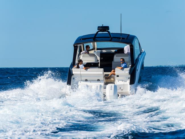 370 Searay Sundancer