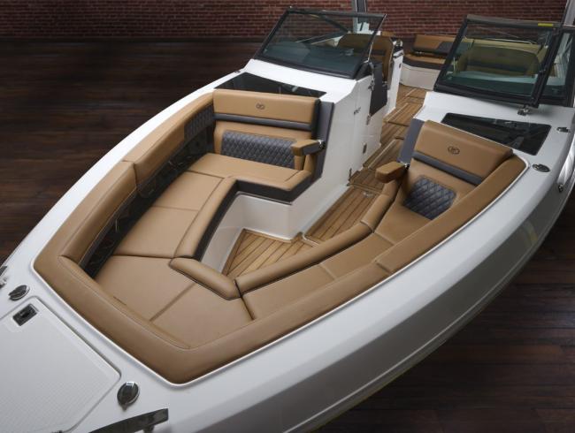 Cobaltboats R33