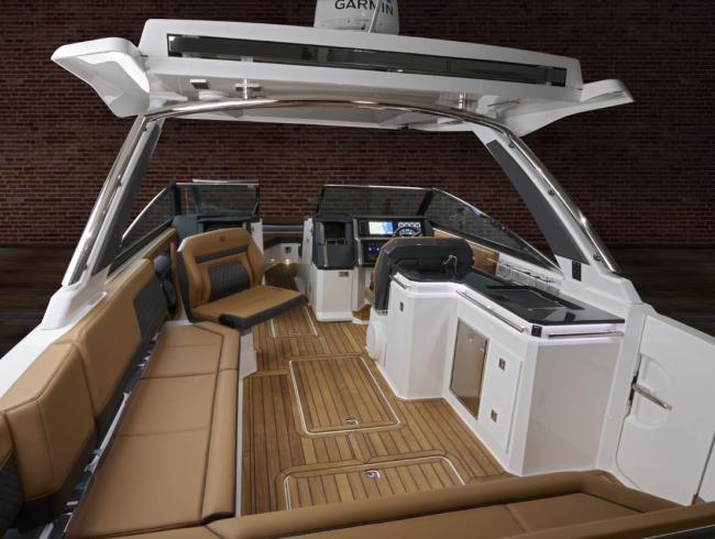 Cobaltboats R33