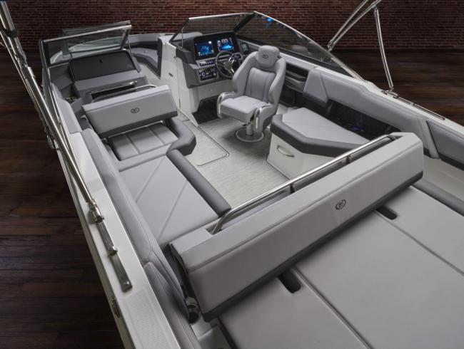 Cobalt R4 Bowrider