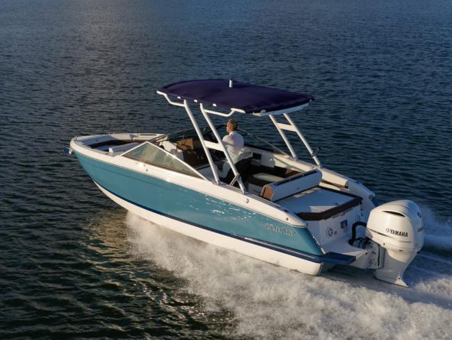 Cobalt R4 Outboard