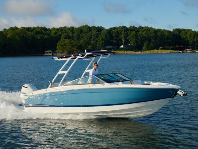 Cobalt R4 Outboard