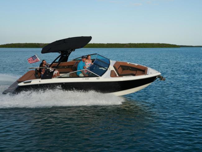 Cobalt R6 Bowrider