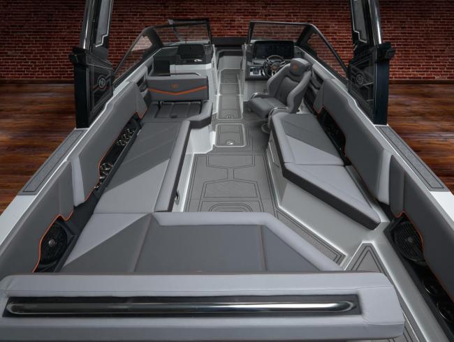 COBALTBOATS R8 SURF