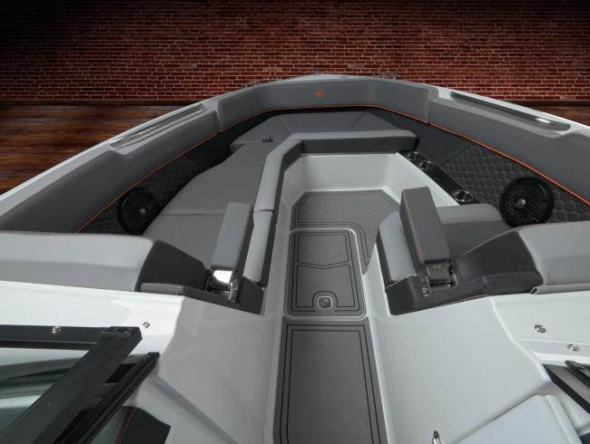 COBALTBOATS R8 SURF