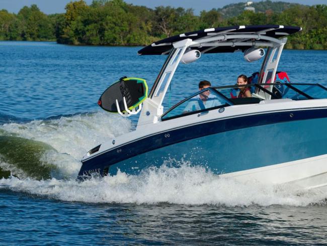 COBALTBOATS R8 SURF