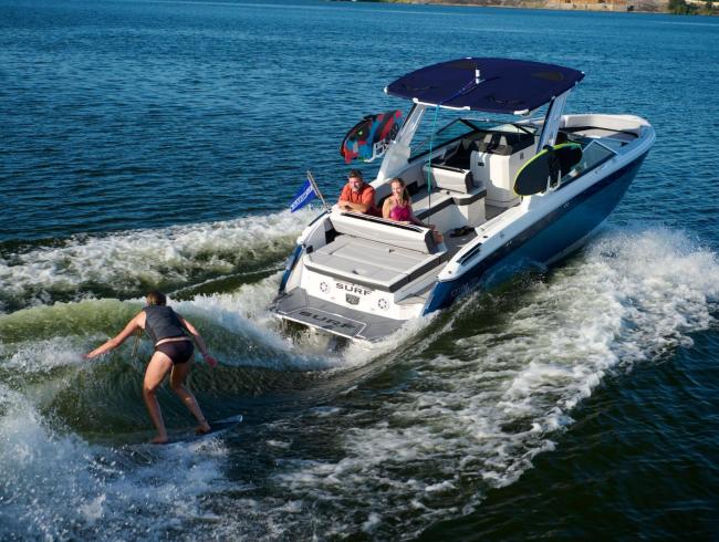 COBALTBOATS R8 SURF
