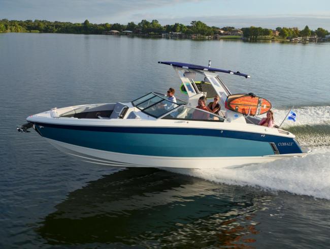 COBALTBOATS R8 SURF