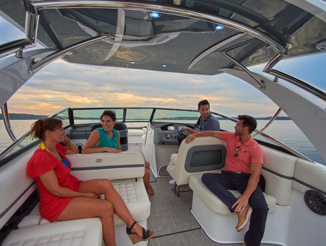 SC30 Cobalt Boats