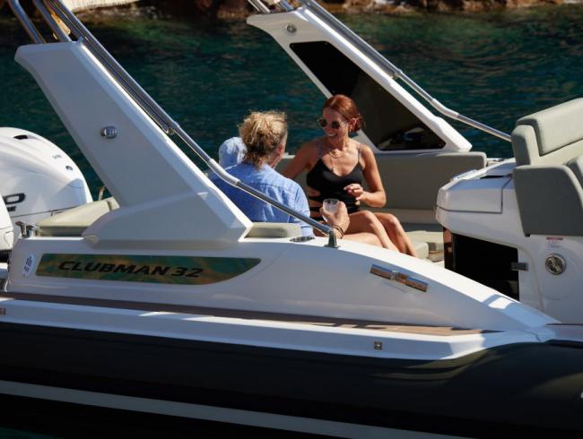 Clubman 32 Jokerboat