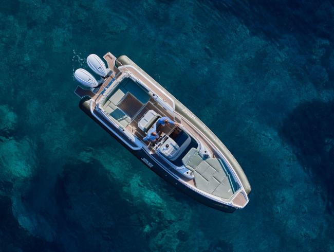 Clubman 32 Jokerboat