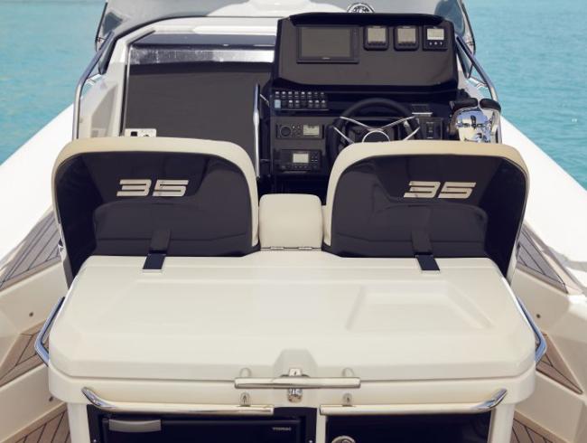 Clubman 35