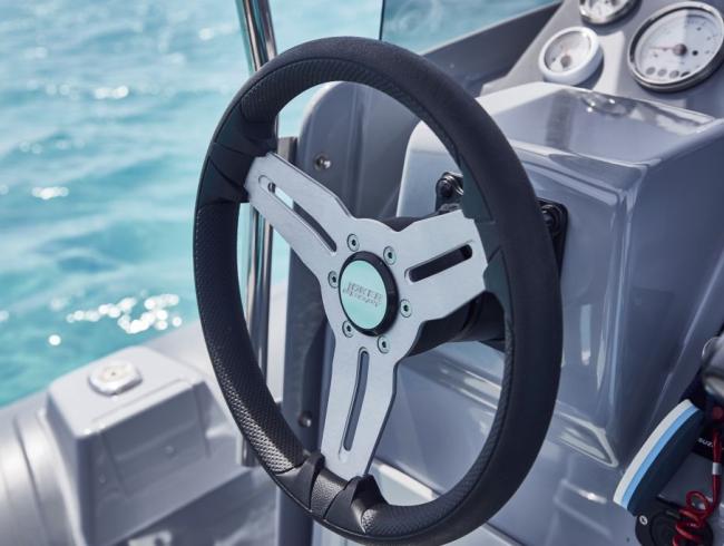 650 Barracuda Jokerboat