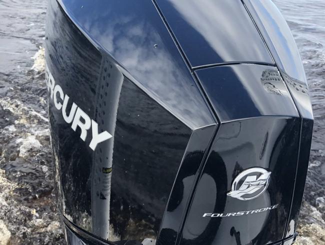 New Mercury engine V6  175-200 & 225 HP 4Stroke