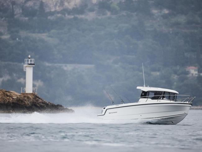 Parker 700 New pilothouse