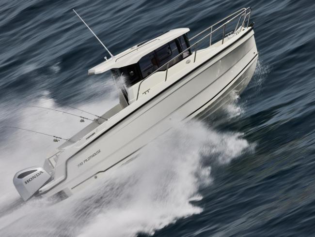 Parker 700 New pilothouse