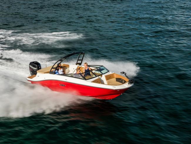 New Sea Ray 230 SPX Outboard