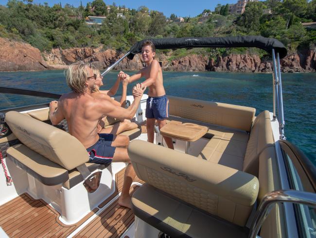Sea Ray 250SDX